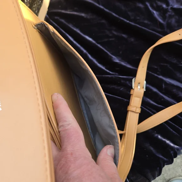 Pixie Mood Vegan Leather Crossbody Bag Tan Camel Flap Adjustable Strap - Picture 5 of 9